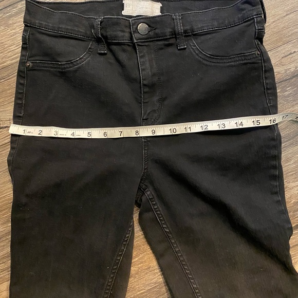 Free People Skinny Ankle Black super soft Jeans Size 28” 29”. see measurements - Picture 8 of 11